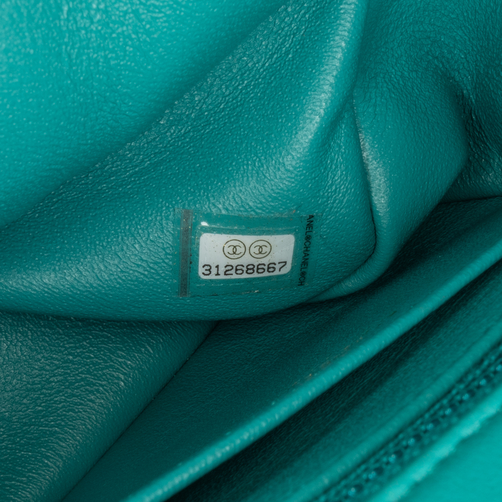 Pre-Loved Chanel Mini Square Classic Lambskin Single Flap - Picture 6 of 9